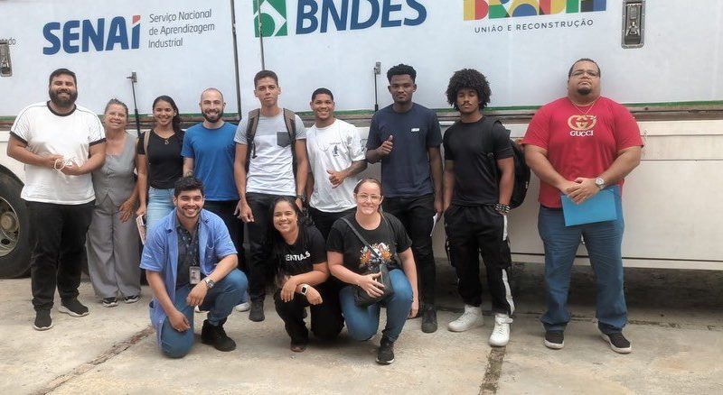 Primeira turma dos cursos de qualificação profissional do Estaleiro Ojuara