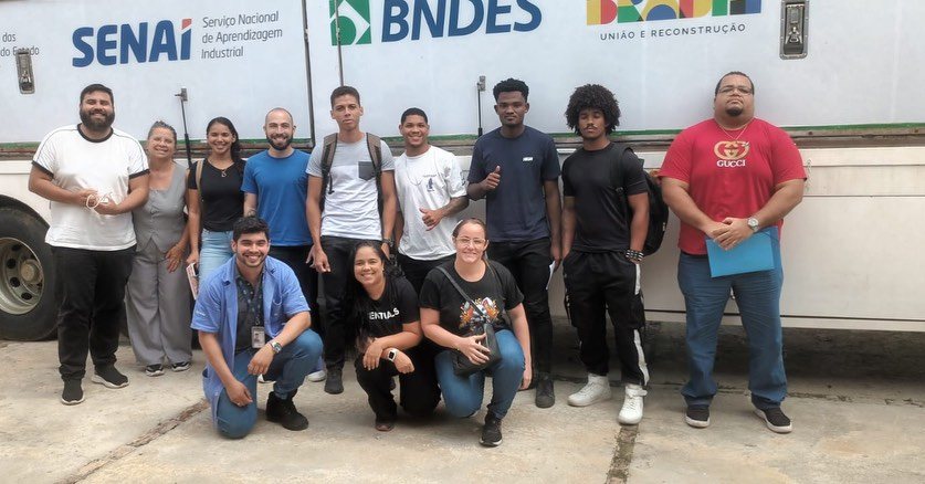 Primeira turma dos cursos de qualificação profissional do Estaleiro Ojuara