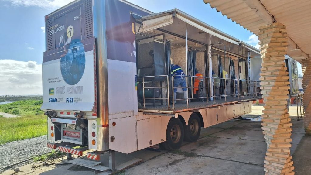 Unidade móvel de soldagem instalada em Santo Amaro das Brotas